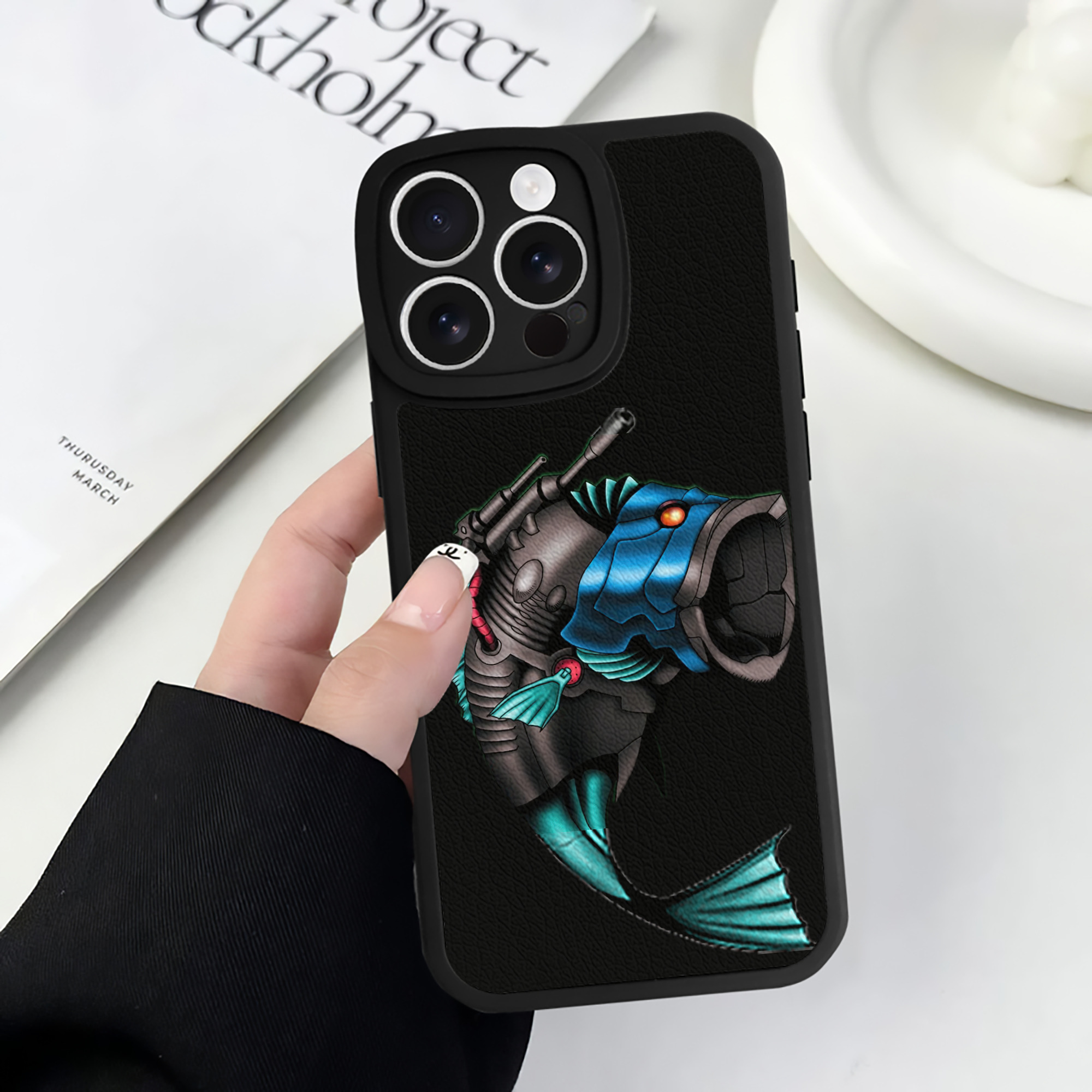 遊☆戯☆王 Yu-Gi-Oh! 【iPhone 16シリーズ対応】シリコンスマホケース（レザー調） 材質：シリコン